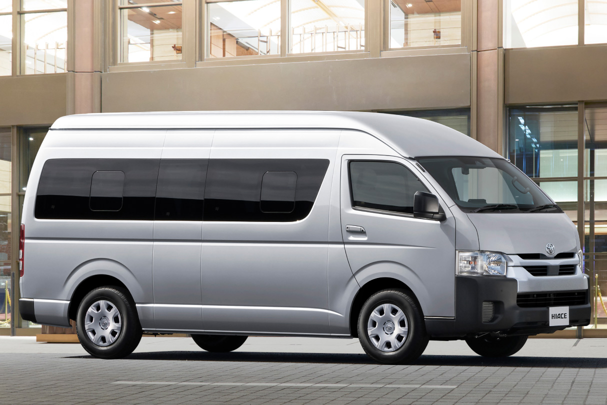 hiacecommuter_feature_img52