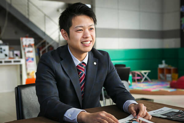 ourjobs-staff01_pc