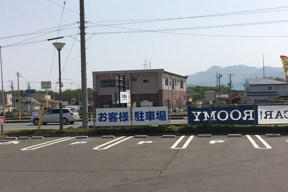 盛岡インター店駐車場
