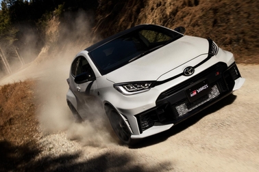 RZ“High performance”［GR-DAT（8AT・4WD）］