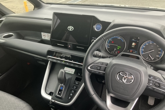 toyotashare_voxy_2810 (9)
